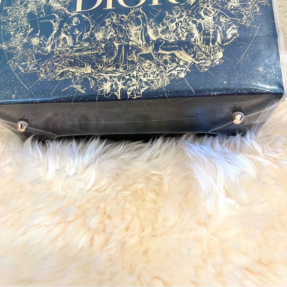 Dior Tote Shopping Tote with PVC Cover & Crossbody Chain Star Dior Star Charm - Picture 9 of 11